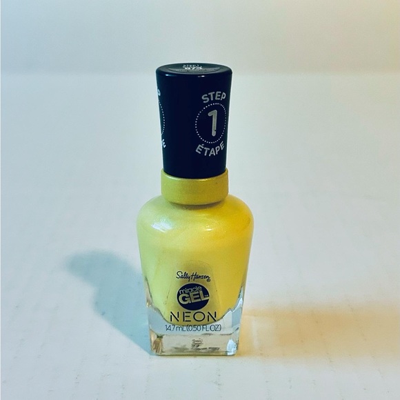 ⭐️5 For 25⭐️ Sally Hansen Neons Collection Miracle Gel Nail Polish Sun-shine On - Picture 2 of 8